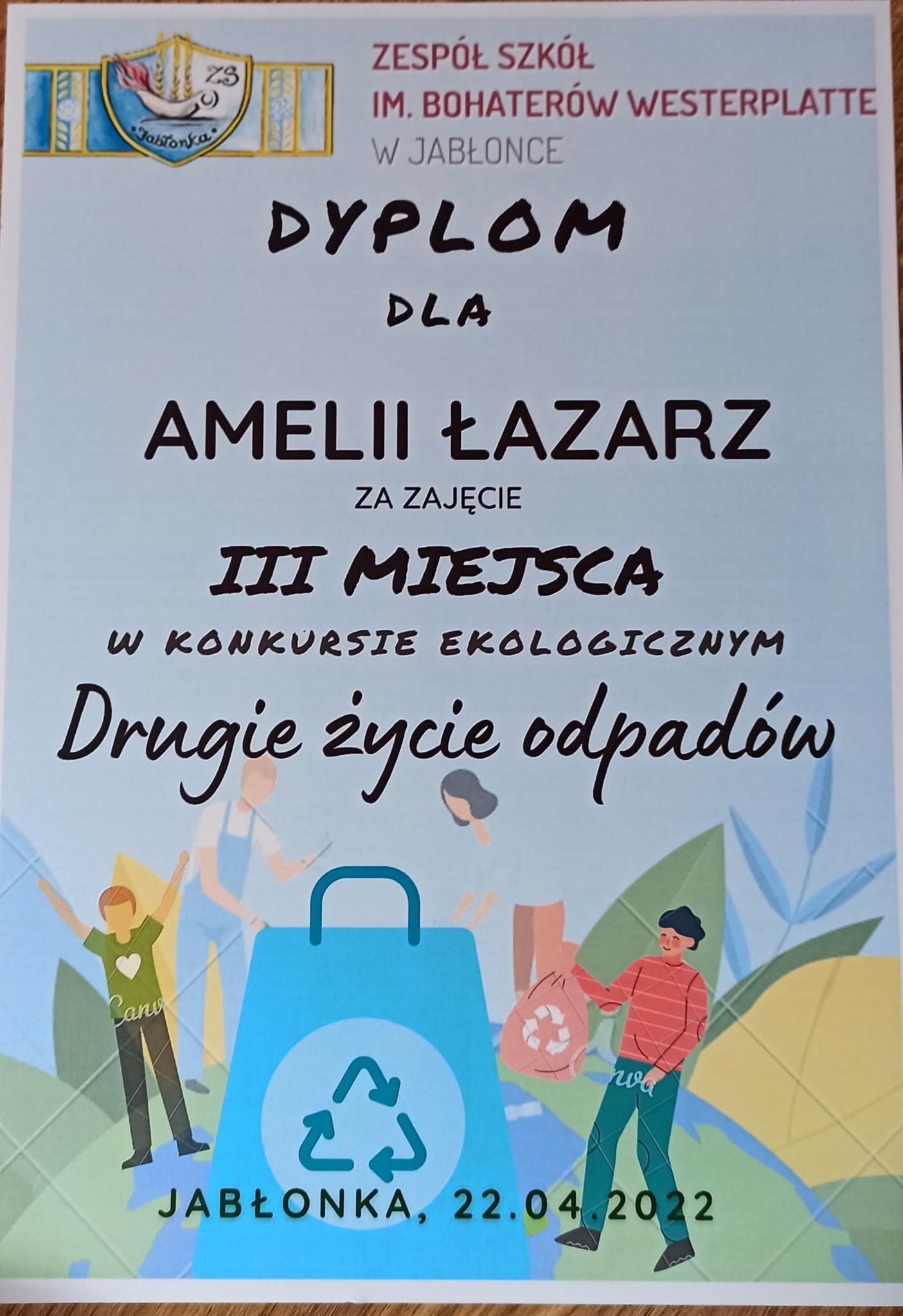 Dyplom dla Amelii Łazarz - konkurs drugie życie odpadów