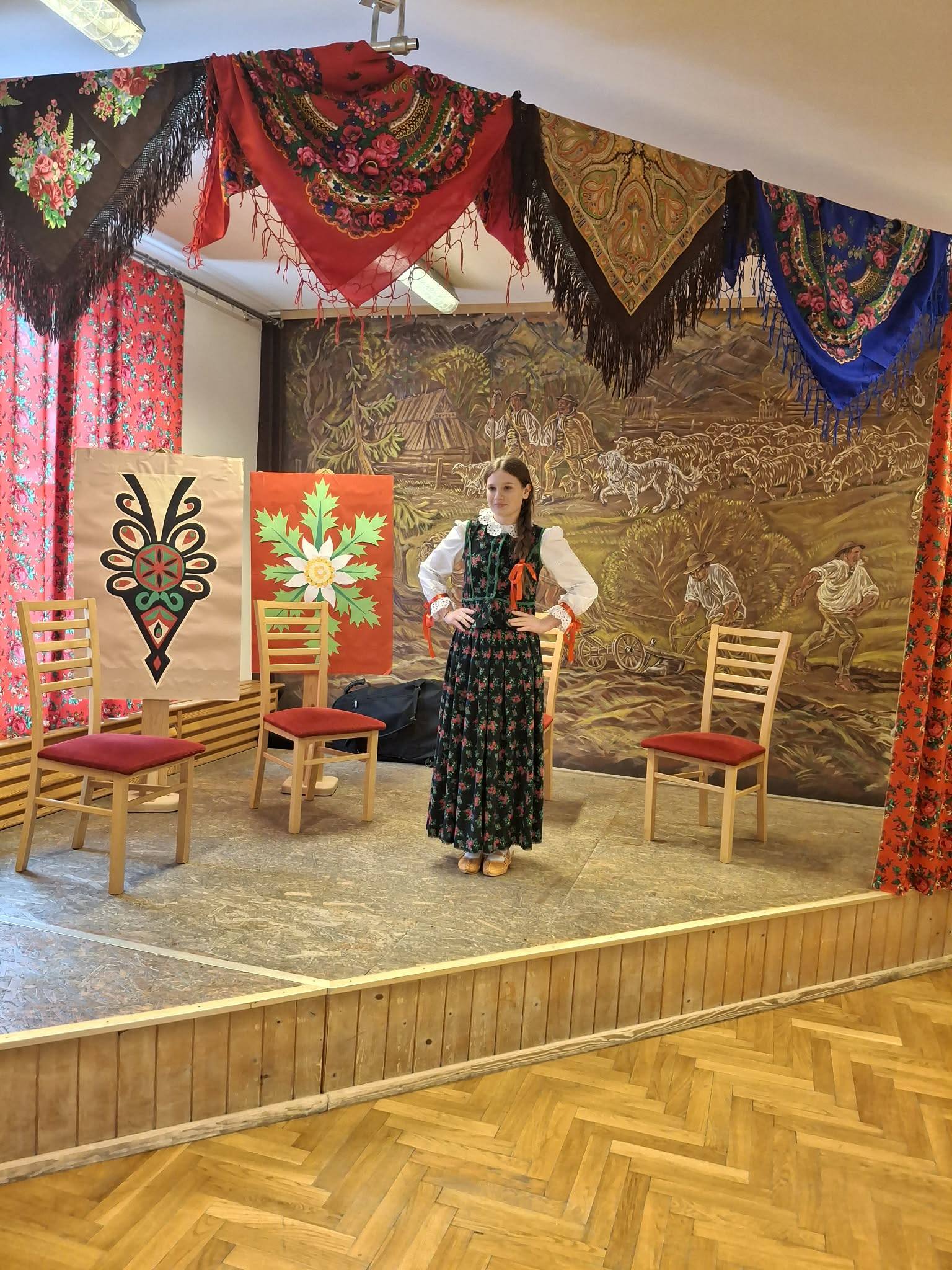 XLIX Wojewódzki Przegląd Młodych Recytatorów i Gawędziarzy im. A.Skupnia Florka XLIX Wojewódzki Przegląd Młodych Recytatorów i Gawędziarzy im. A.Skupnia Florka